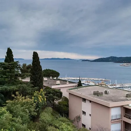 3 Pieces Avec Vue Sur La Baie, 4 Personnes, Parking - Fr-1-803-34 * Le Lavandou
